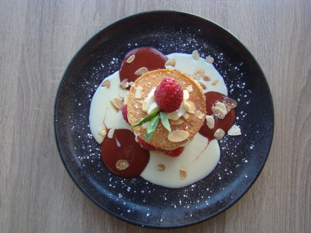 mille-feuille framboise, rose et litchi