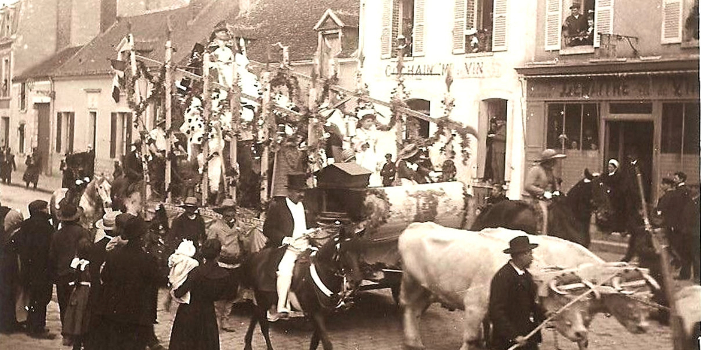 1905 Cavalcade - Album Thomas David - Montargis les couleurs retrouvées de la belle époque (1)