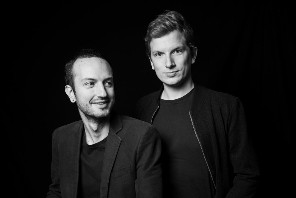 Duo Rosace : Damien Briand et Valentin Voyer, guitares et voix